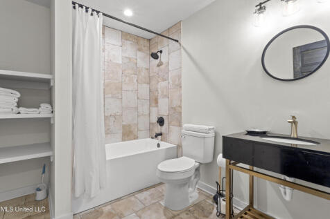 Property Image 104