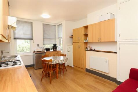 Kitchen Lounge