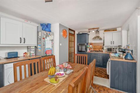 24 Ironstones, Banbury-9.jpg