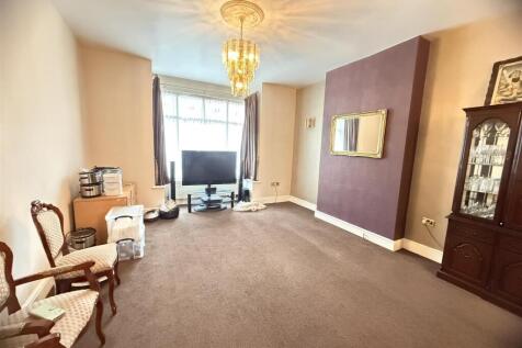 61 lodge road -4.jpg