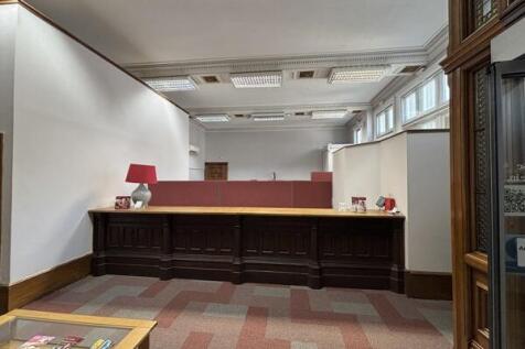 Office to rent Image 4
