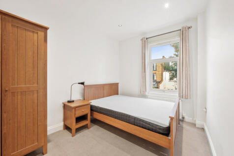 Gore Road, London, SW20 photo 3