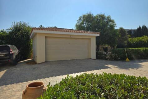 4 Bedroom Detached V