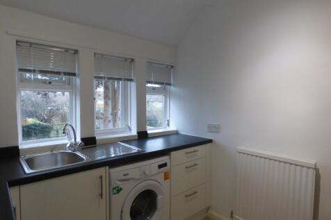 Powell Road, Laindon, SS15 photo 5
