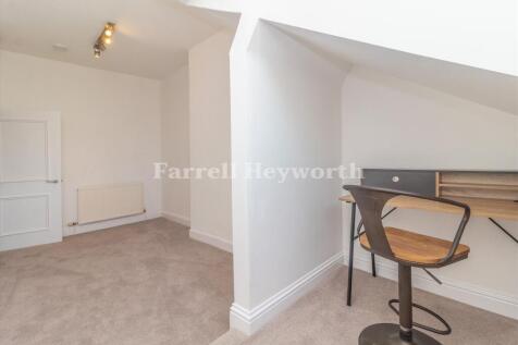 Bedroom 2 study Area