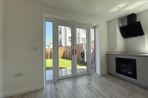 Joseph Ward Close, Chelmsford, Essex, CM1 photo 4