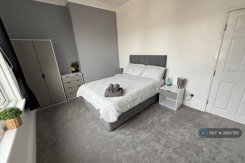 Double Bedroom 1