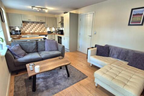 Lounge/Kitchen