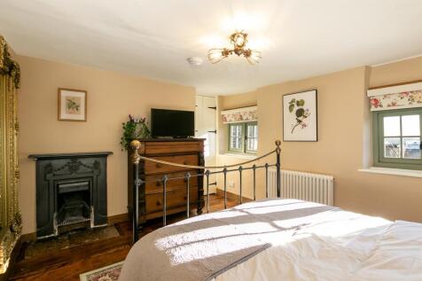 The Cottage - Low Res Final-16.jpg