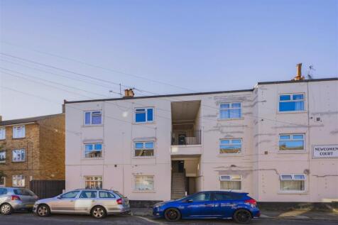 Flat 8, Newcomen Court, Newcomen Road, Portsmouth-