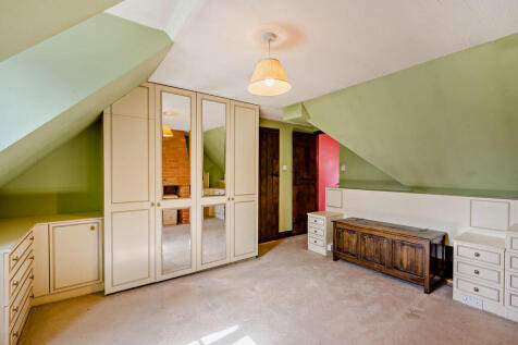 8662260-interior1...