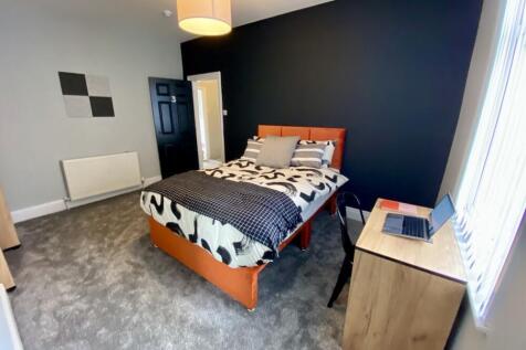 3 Bed - Brookdale Road, Wavertree,  L15 photo 4
