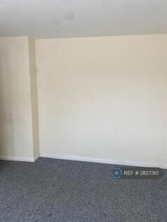 Hare St Springs, Harlow, CM19 photo 5
