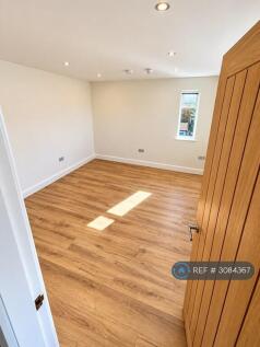 Greenwood Avenue, Waltham Cross, EN7 photo 5