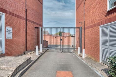 Property Image 8