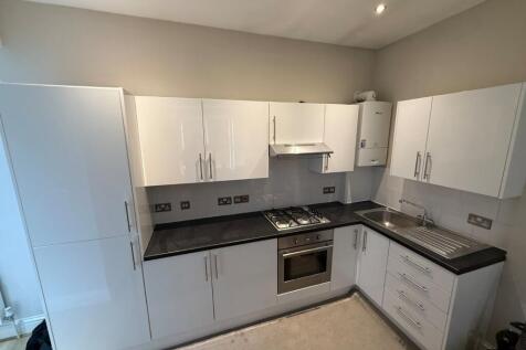 Charlton Road, Keynsham, Bristol, Somerset, BS31 photo 3