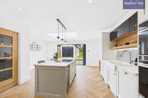 Living / Dining Kitchen