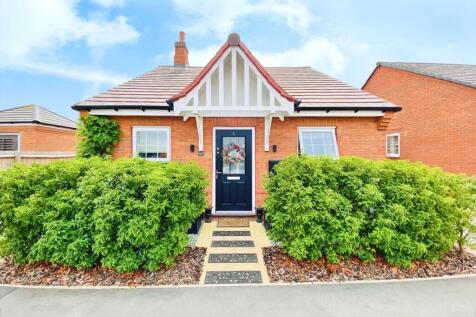 Leicester, LE19 - property photo
