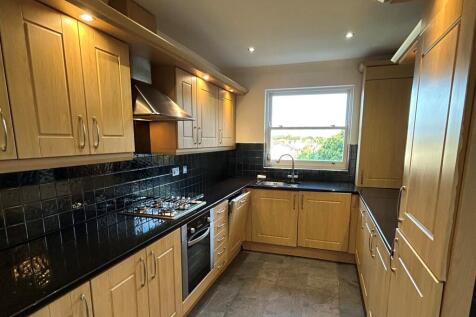 9 Elmsley Road, Mossley Hill,  photo 4