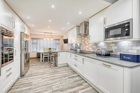 20 Bridgnorth Road-29.jpg