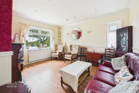 Ringstone Crescent