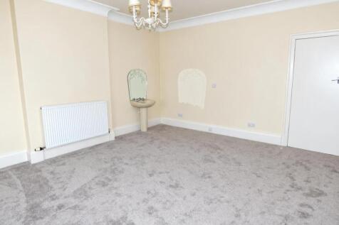 239A Clifton Drive Apartment  photo 5