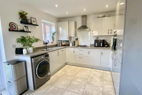 2 Bufton Close-7.jpg