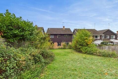 CAM02127G0-PR0352-STILL013