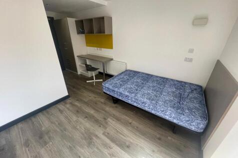 Dumfries Street, Luton, Bedfordshire, LU1 photo 4