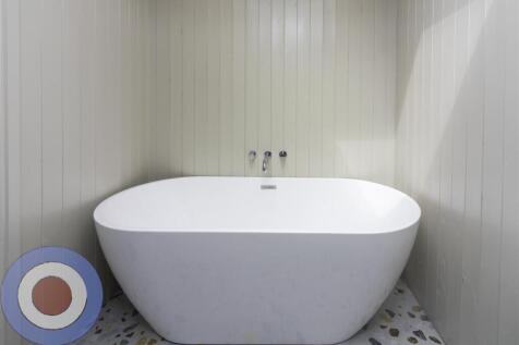 bath_2 copy.jpg