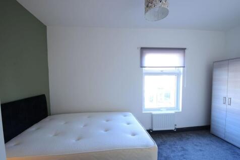 Bedroom 4 with Ensuite shower room
