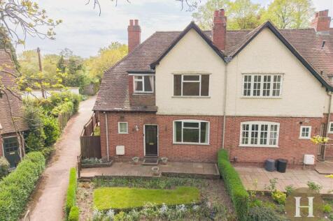Hadleigh Estate Agents-34.jpg