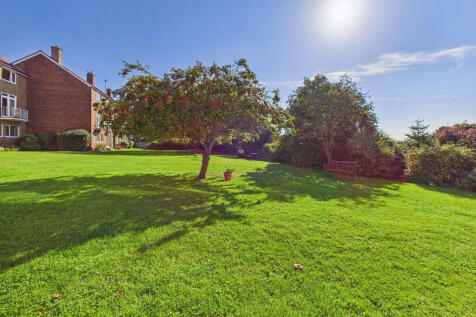 Communal-Gardens....