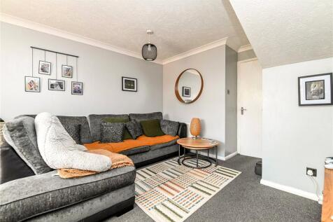Sitting/Dining Room