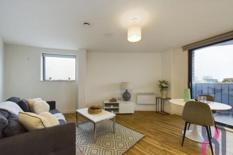 3 Pomona Strand, Old Trafford, M16 photo 2