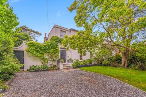 25 Trafalgar Road...