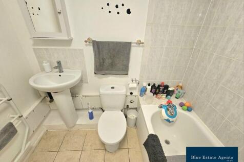 Family Bathroom Suite