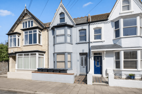 Flat in Mortimer Street
