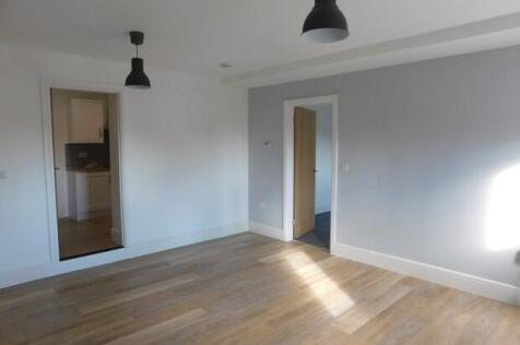 Flat , Wharf Road, NN10 photo 4