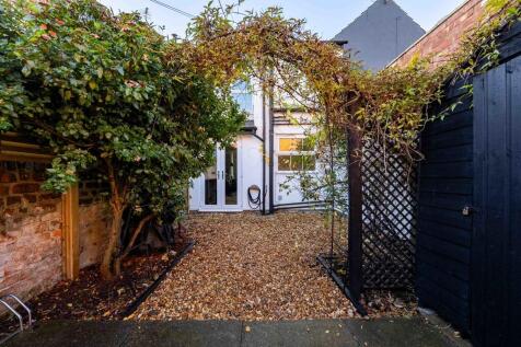 34 Westminster Rd...