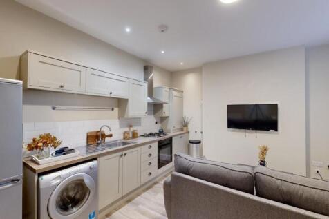 Flat 4, Waverley Centre, 105-107 Portland Road NG7 4FW photo 3