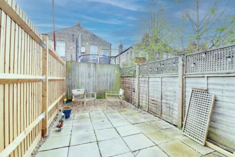 Lrg_IMG_2967-IMG_2969