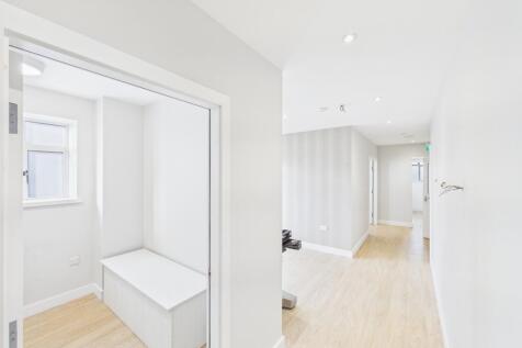 Office to rent Image 8