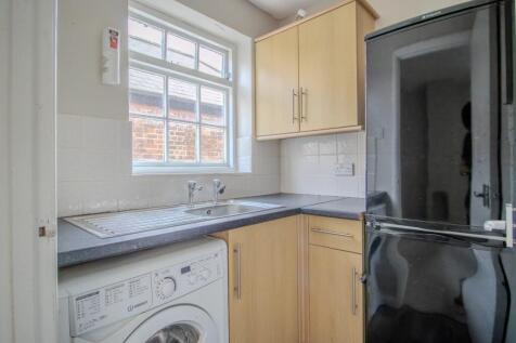 Stonegate House, Stonegate Street photo 3