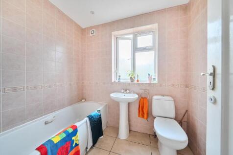 Davidson Frost-Wellings, DFW, HA8, Canons Park Clo