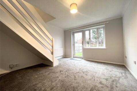 Mortimer Close, Shaw, Swindon, SN5 photo 3