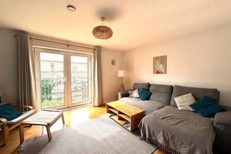 Living room (1) 
