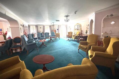 Communal Lounge