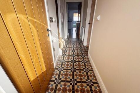 Lapwing Way, Soham, Ely photo 4