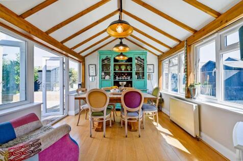 Breakfast Room